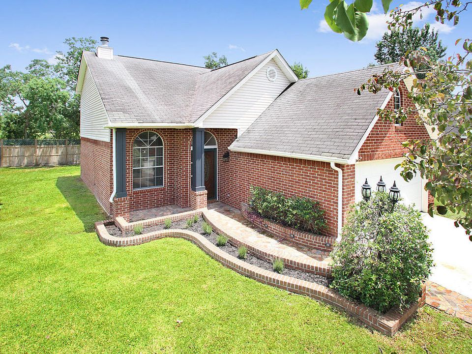 1st image of 14432 Williamsburg Dr