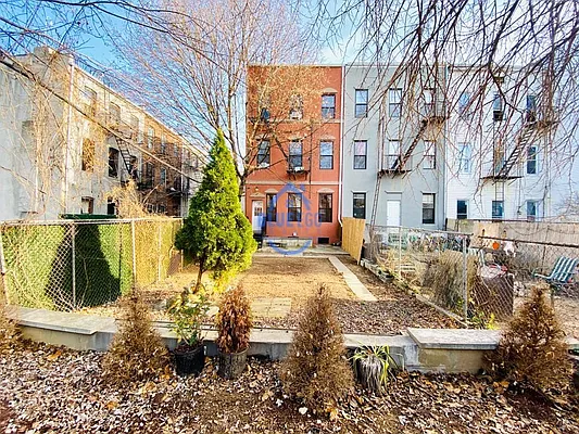 Rented by Blue Egg Realty Corp | media 2