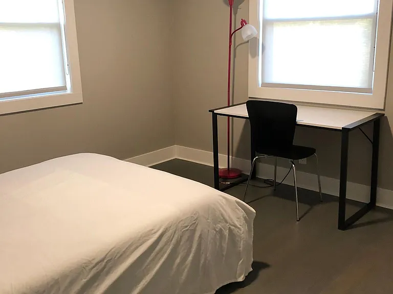 Bedroom #2: Study desk
