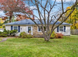 483 Kathleen St, Akron, OH 44303