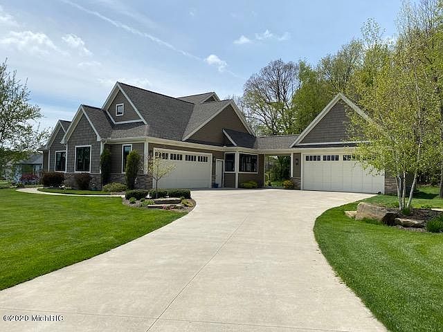 2nd image of 4099 Oakharbor St
