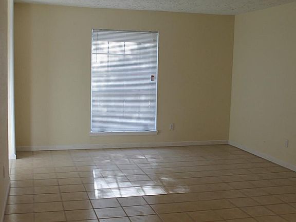 2nd image of 3318 Wuthering Heights Dr