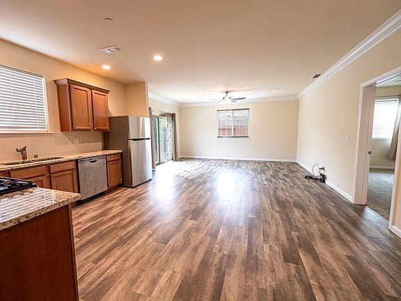 4th image of 856 Mission De Oro Dr