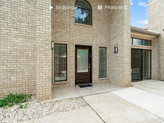 3rd image of 14043 Oakhill Way