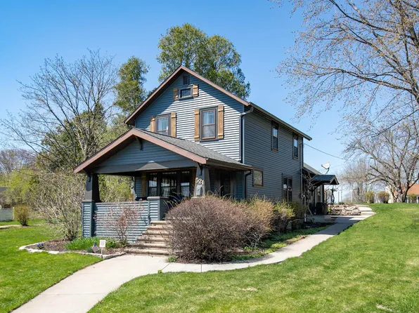 521 Lincoln Ave, Kaukauna, WI 54130