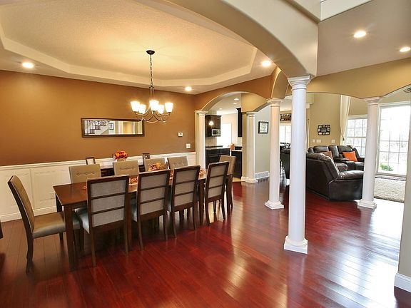 4th image of 5055 N Edinbergh Dr