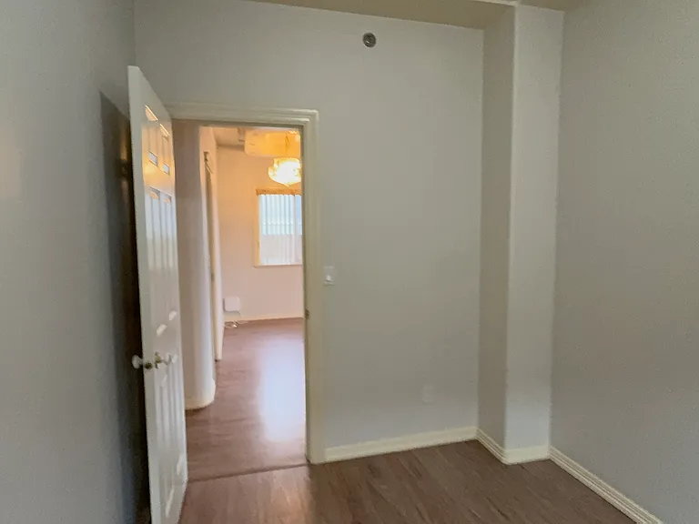 381 E 57th Ave #7 — Photo 8