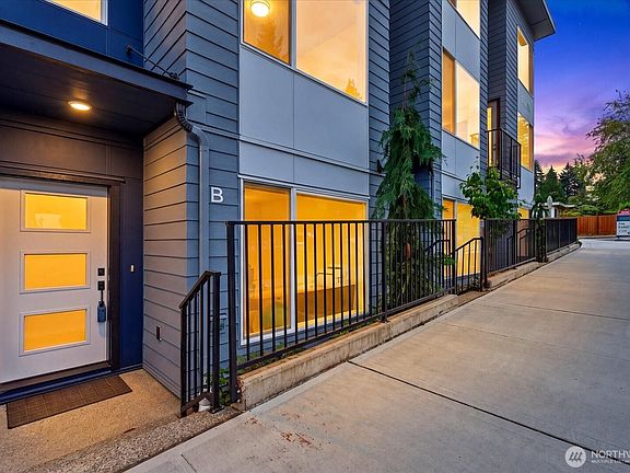 3rd image of 14704 Meridian Avenue N #B