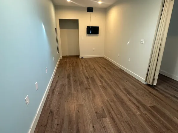 815 Merchant St Unit 1, Ambridge, PA 15003