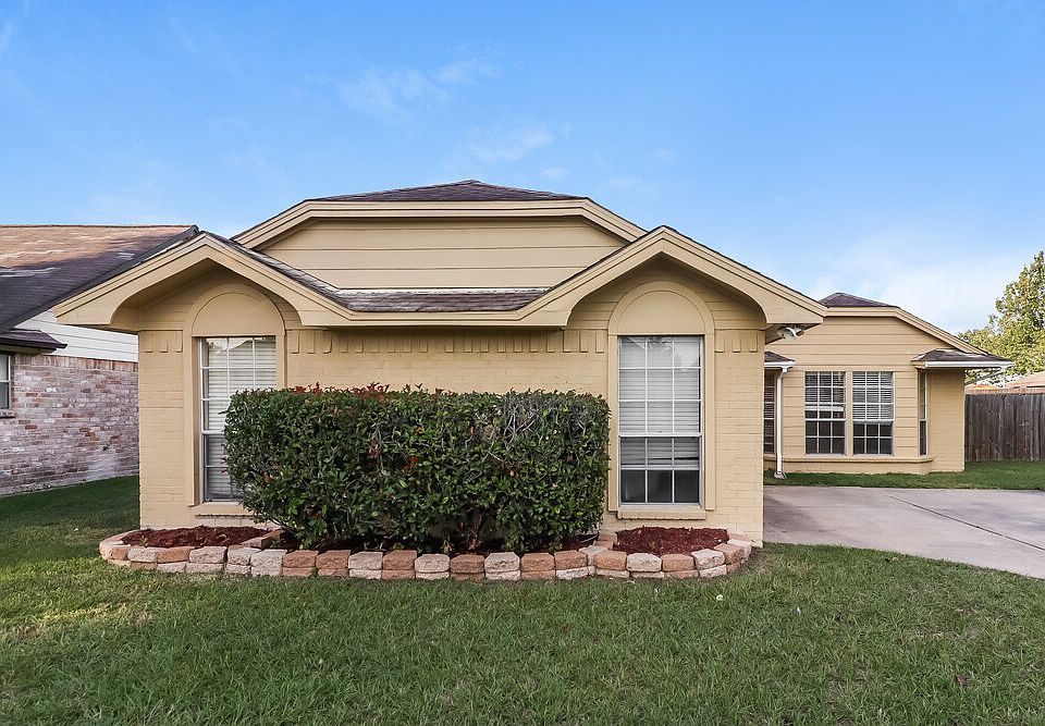 1st image of 15626 Barbarossa Dr