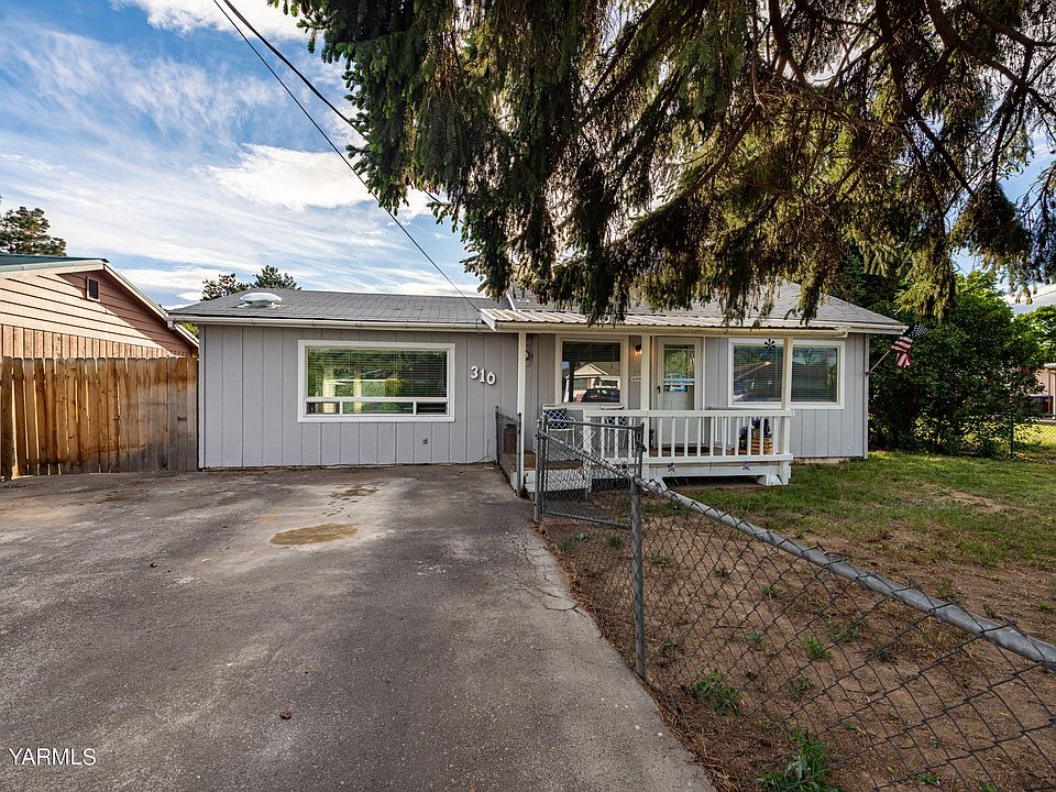 310 S 3rd St, Selah, WA 98942 Zillow