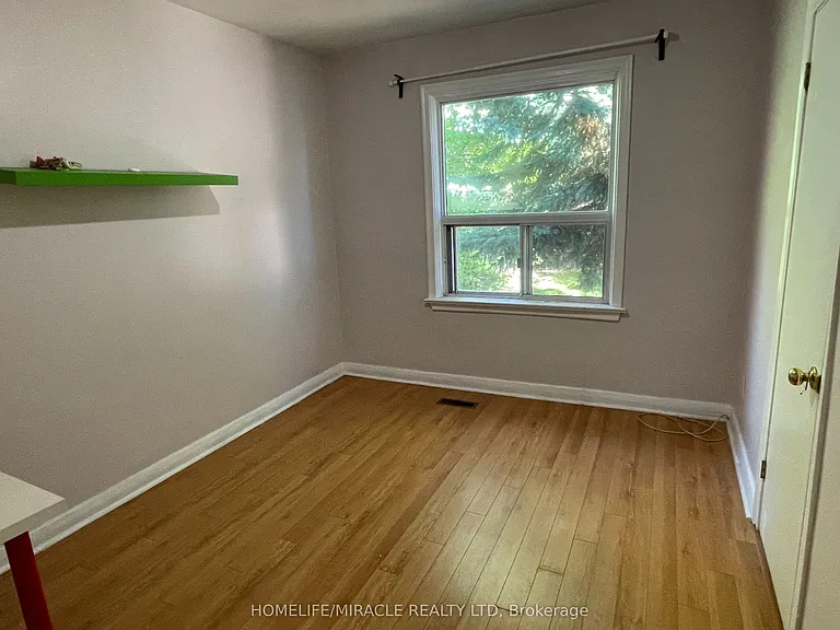 45 Martorino Dr #MAIN FLOOR — Photo 13