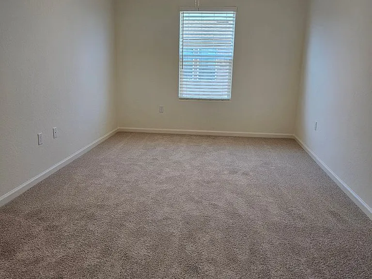 1989 Oak Falls Ct — Photo 11