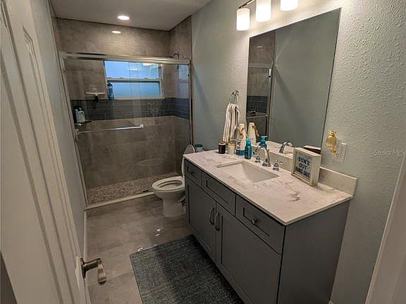 5th image of 830 E 18th Ave #830