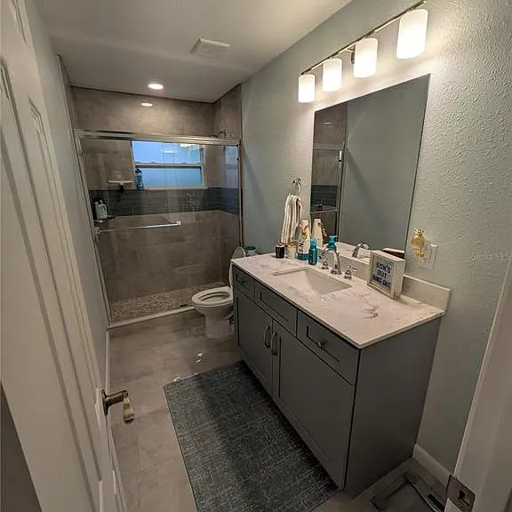 830 E 18th Ave #830 — Photo 5