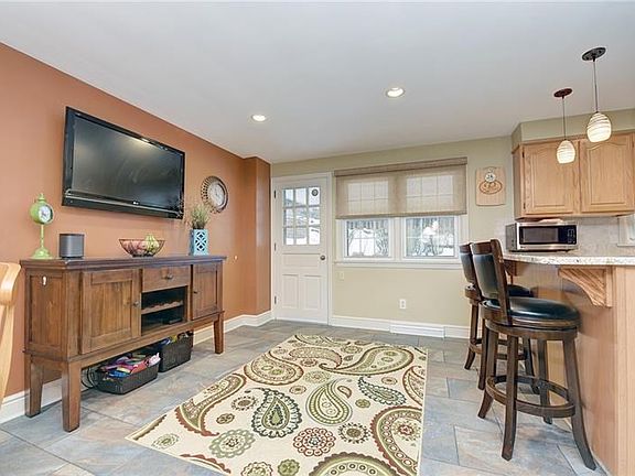 Bonus area off the kitchen and space for an additional table.
