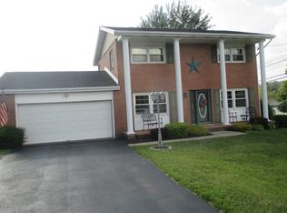 152 Meadow Wood Rd, Indiana, PA 15701