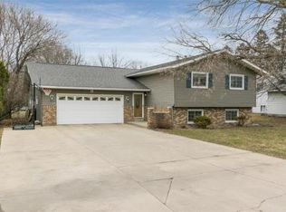 109 22nd St SW, Rochester, MN 55902