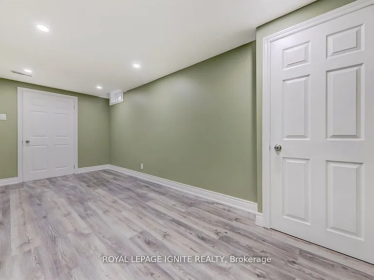 38 Loradeen Cres #BASEMENT — Photo 12