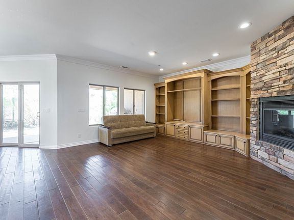 5th image of 3804 E Avenue T8