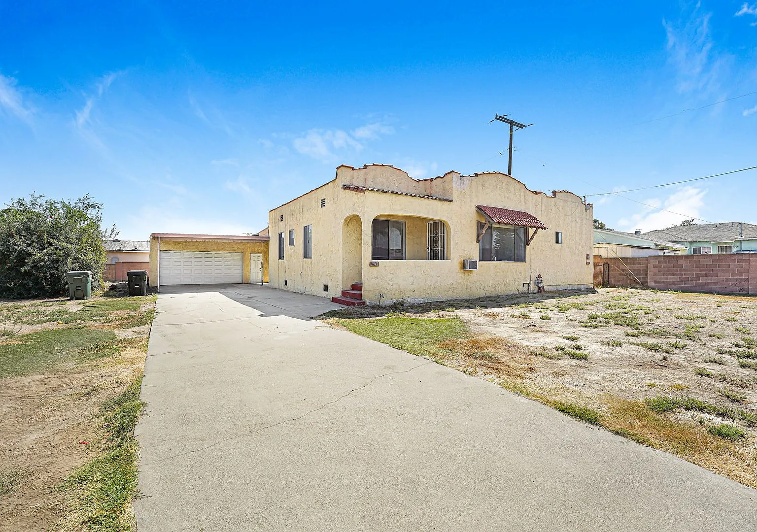 Beautiful SFR 3 BD| 2 Bath — Photo 2
