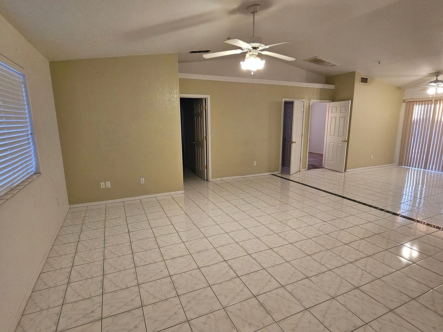 2 bed, 1132 sqft, $1,500 — Photo 3