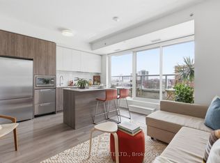 8 Ann St #207, Mississauga, ON L5G3E6