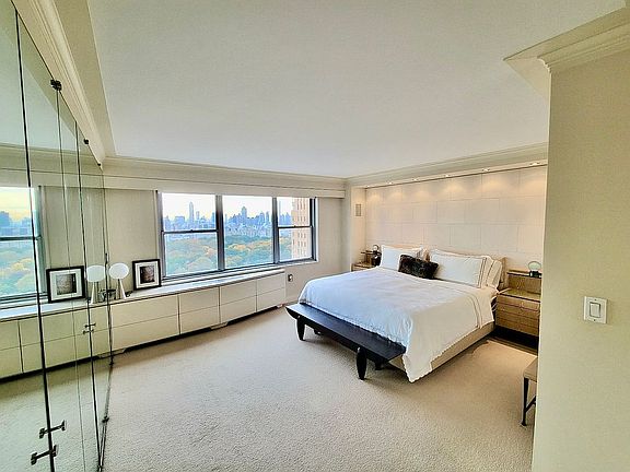 5th image of 15 W 72nd St APT 36F
