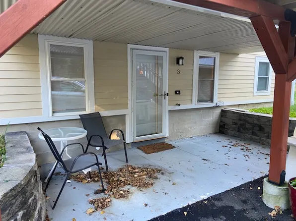 12 West St #3, Claverack, NY 12513