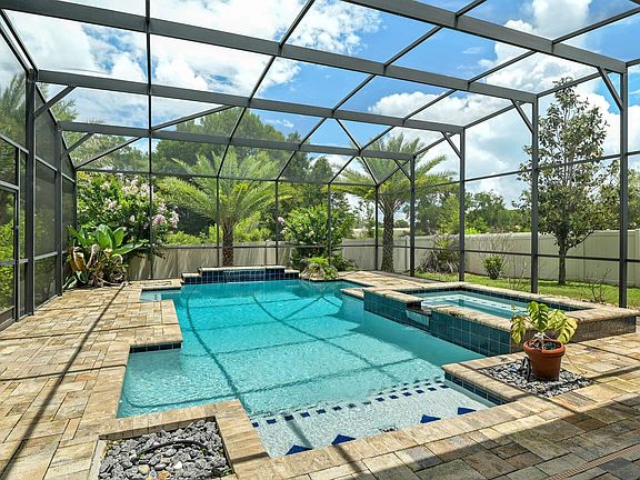 5th image of 4473 Berry Oak Dr