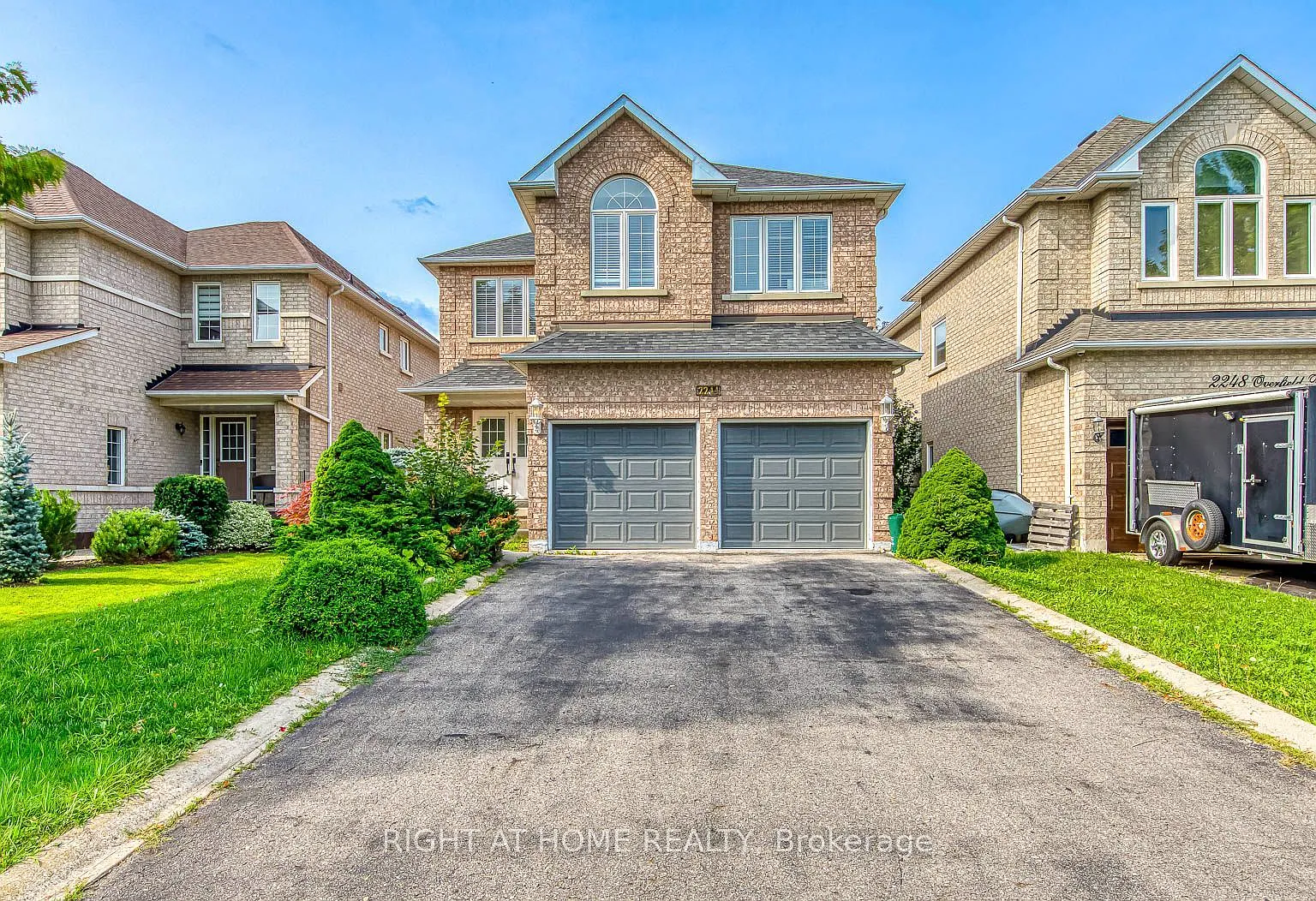 4 bed, $5,000 — Photo 1