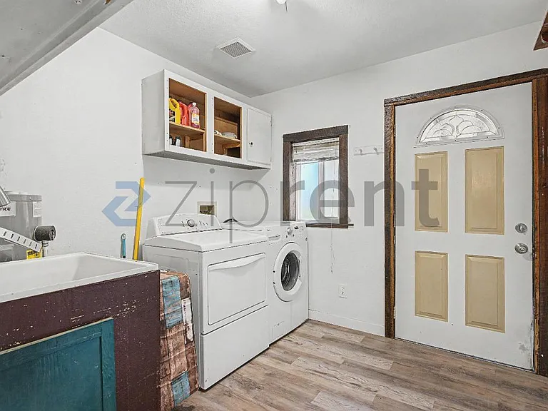 619 NW 199th St #2 — Photo 19