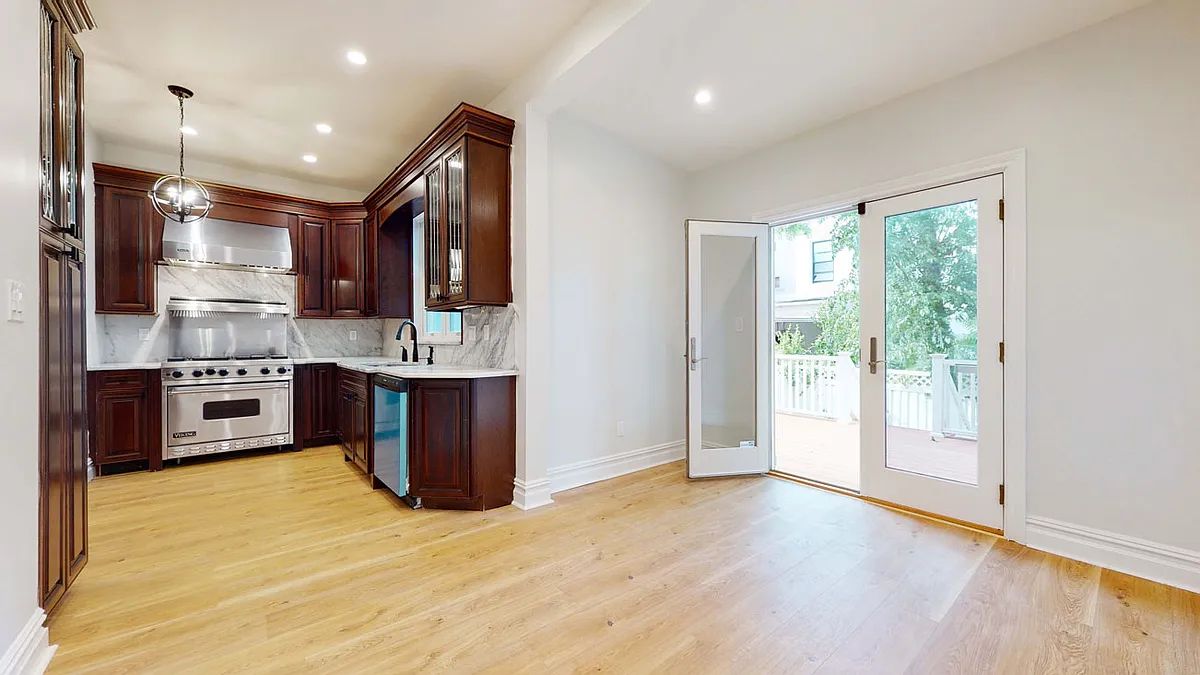 Building Photo - 138 Shippen St #1