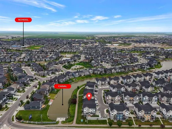 394 Canals Cross SW, Airdrie, AB T4B 4L4