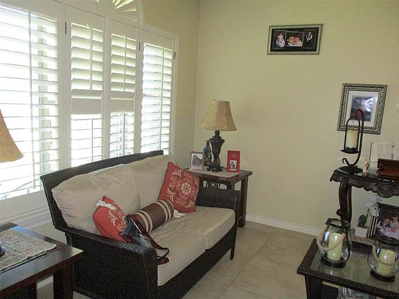 4th image of 3009 O'Henry Dr