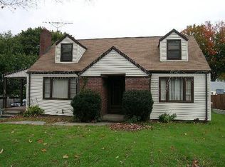 360 Cambridge Ave, Bridgeport, CT 06606