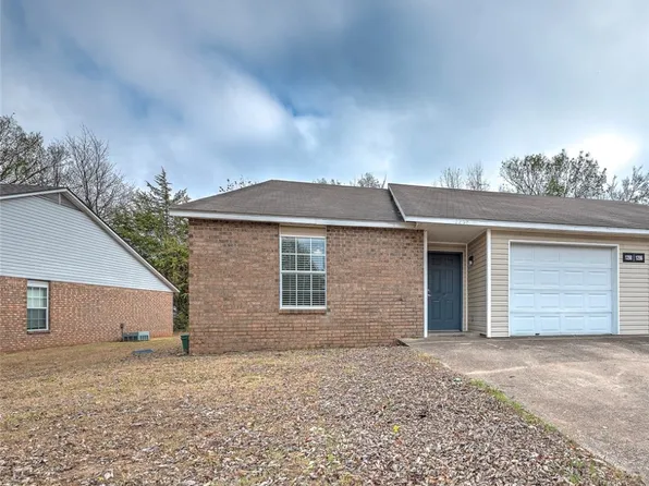 1298 N Boxley Ave, Fayetteville, AR 72704