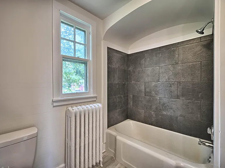 312 E Main St #1 — Photo 13