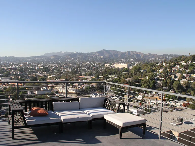 3709 Effie St — Photo 10
