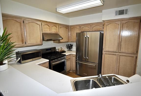 2nd image of 3386 Holly Grove St