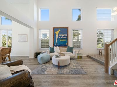 7219 Kentwood Ave, Los Angeles, CA, 90045