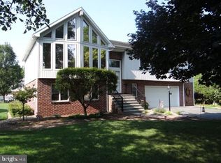 956 Cypress St, Chambersburg, PA