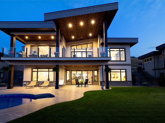 5th image of 5572 Upper Mission Dr