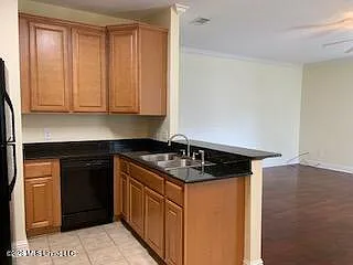 1334 Tropical Cv — Photo 15