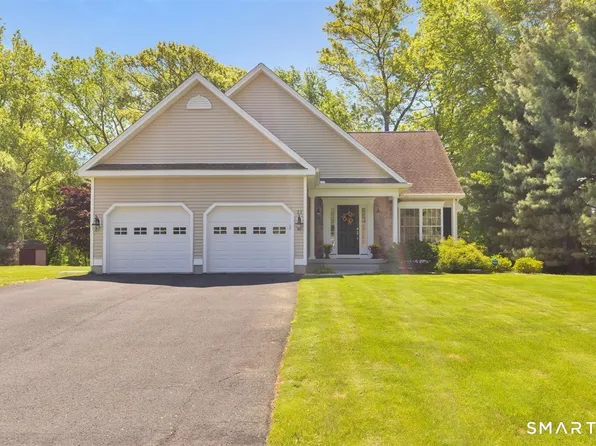 21 Church Terrace, Newington, CT 06111