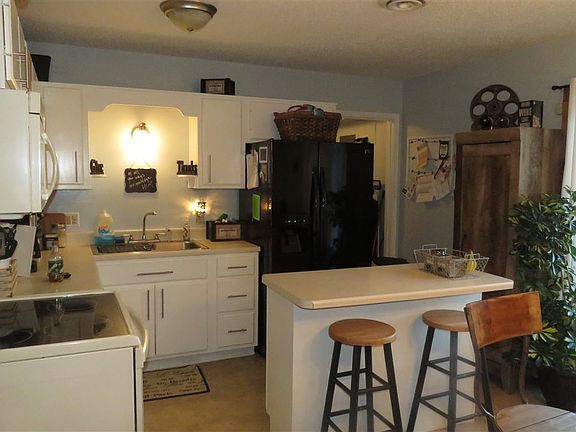 2nd image of 1107 Bellvue Dr
