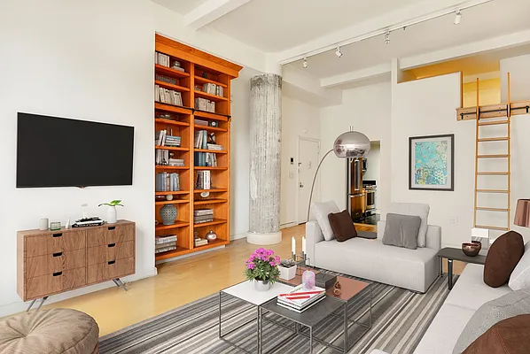 Rented by Compass | media 4