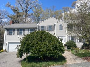 62 Adelray Ln, Attleboro, MA 02703