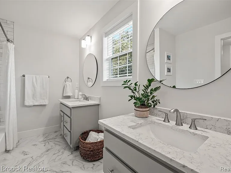 402 N Alexander Ave — Photo 20