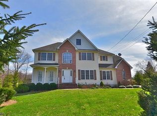 3 Hunters Ln, Sparta, NJ 07871